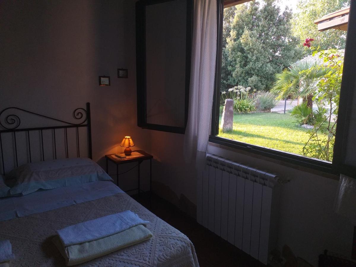 B&B Is Camminantis Nurallào Kültér fotó